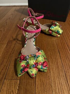 Betsey Johnson Lime Green & Pink Floral Jewel Bow Heels